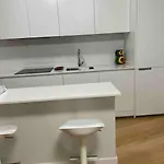 Piso A Estrenar Entrada Autonoma Garage Wifi 4 Personas فيجو