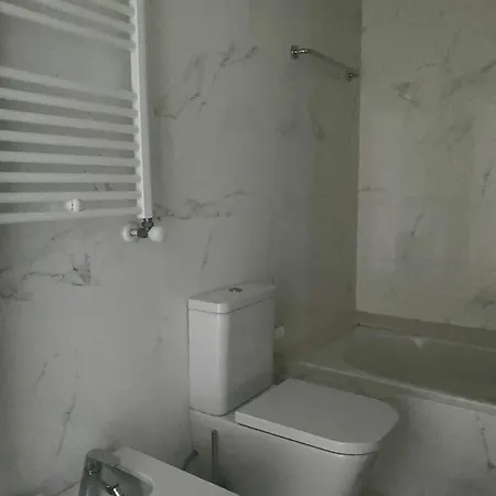 Apartament Piso A Estrenar Entrada Autonoma Garage Wifi 4 Personas *